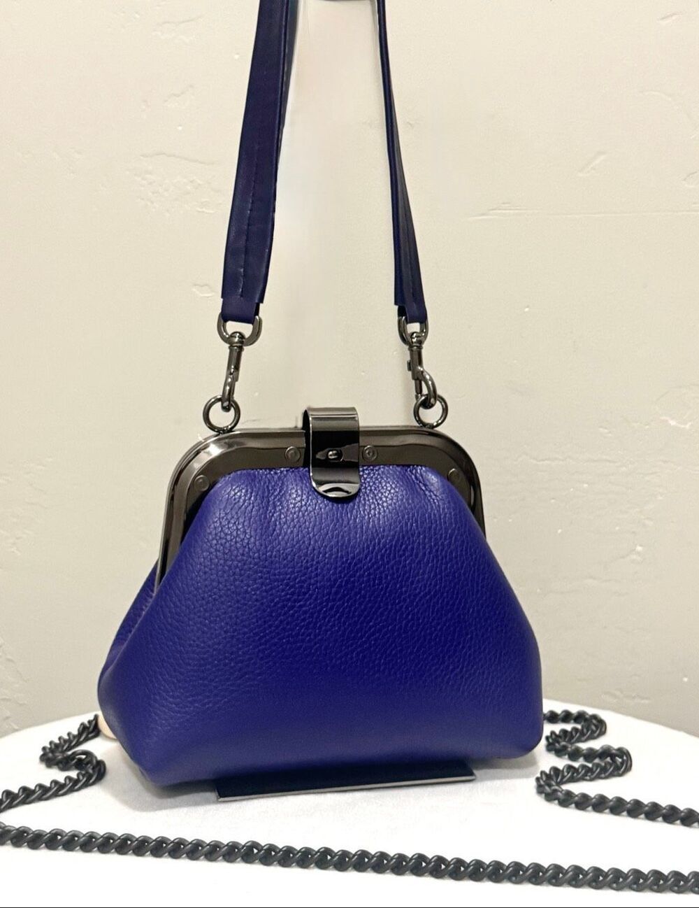 Premium Cowhide Calfskin Handmade Plush Lock Frame Bag, Crossbody